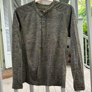 lululemon long sleeve Mens Metal Vent Tech LS green